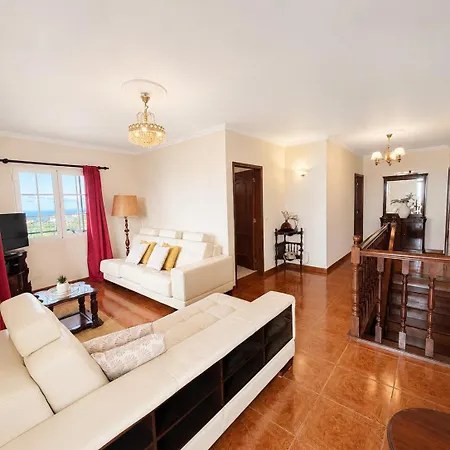 Holiday home La Maison Canhas