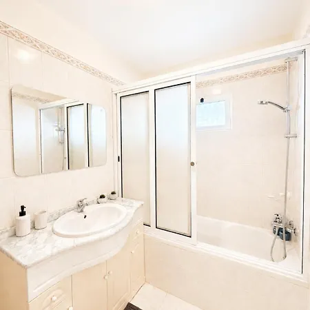 Holiday home La Maison Canhas