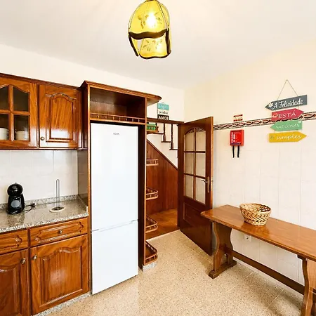 La Maison * Canhas