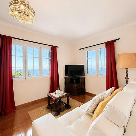 La Maison * Canhas